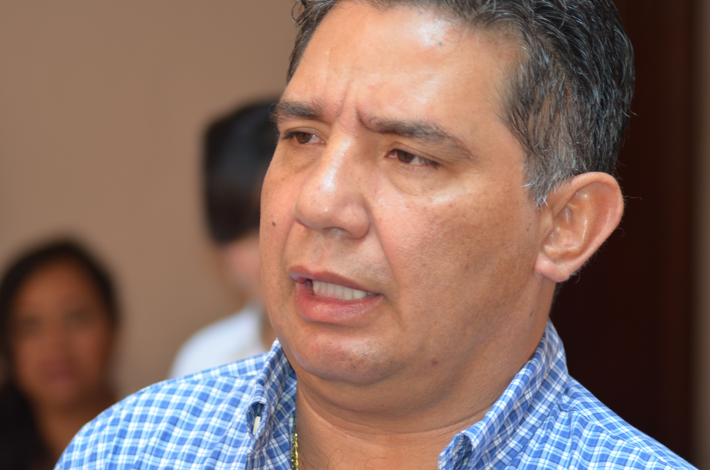 Lamentan declaraciones de Emmanuel